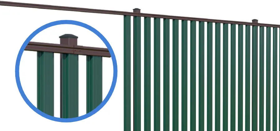 Каркас сплошного забора с евроштакетом